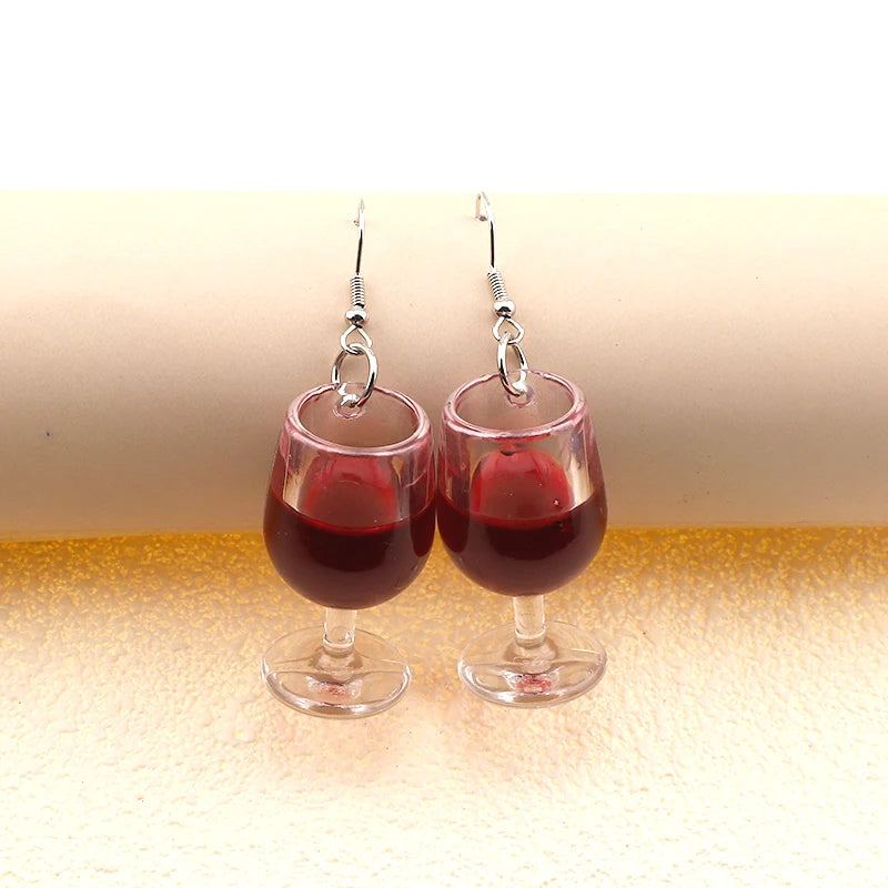 Unika 3D-örhängen – Rödvinsglas i färgglad design, perfekt för fest och party