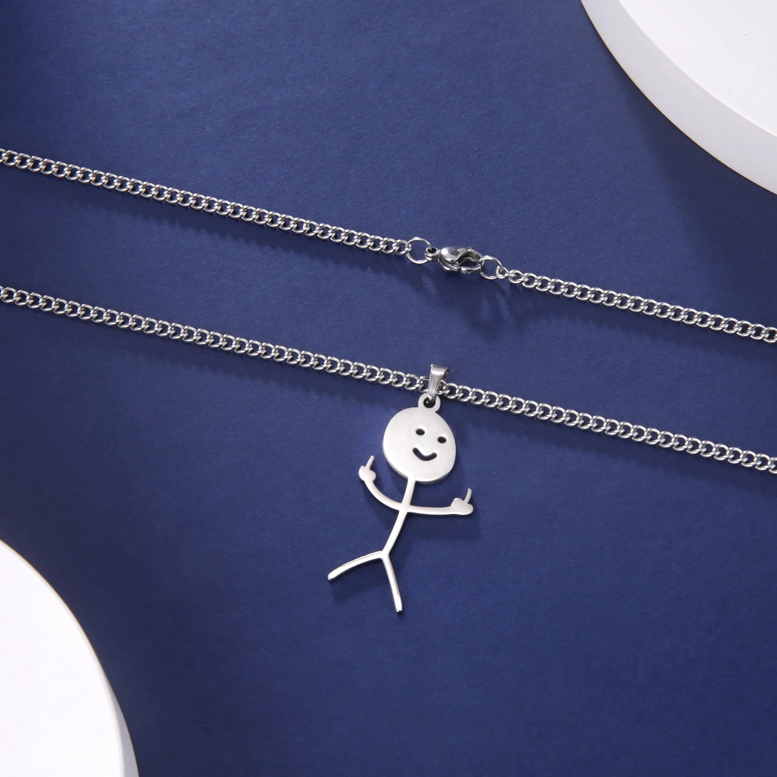 "Fuck You" halsbandet – För dig som inte tar skit